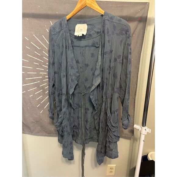 Hei Hei Floral Embroidery Cardigan a10 - Picture 2 of 5